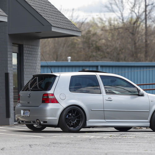 2004 Volkswagen Golf R32