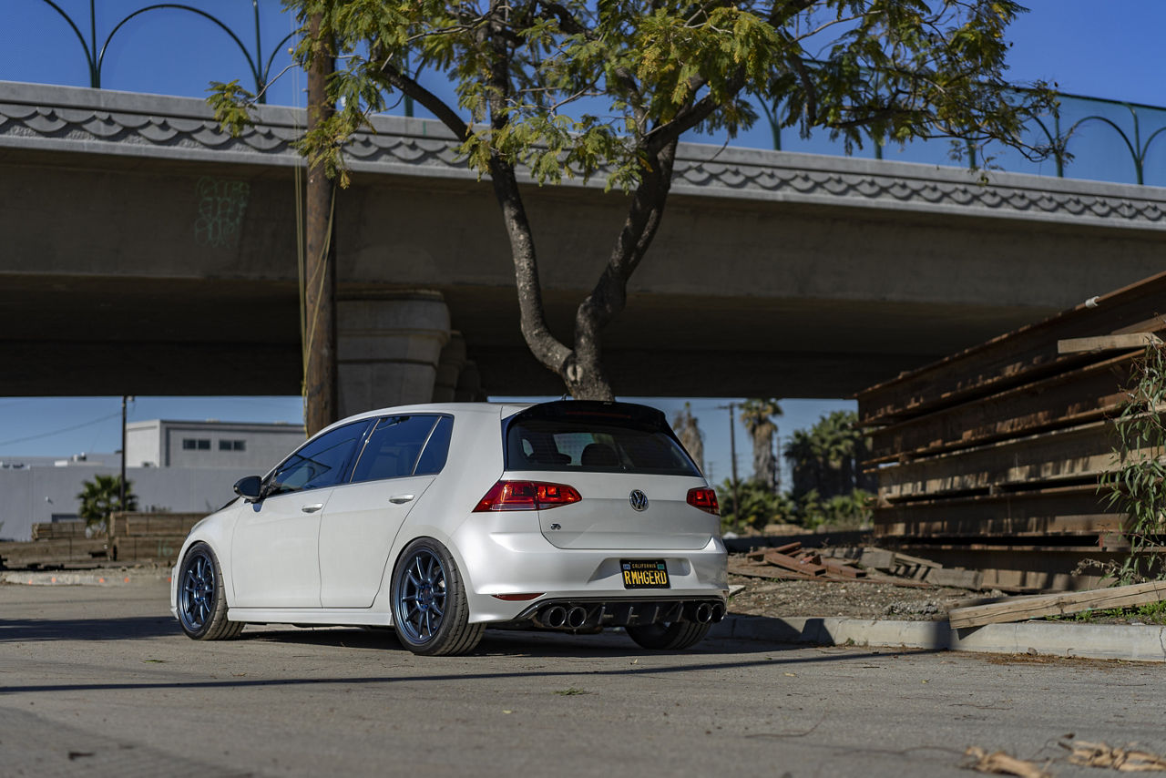 2016 Volkswagen Golf R