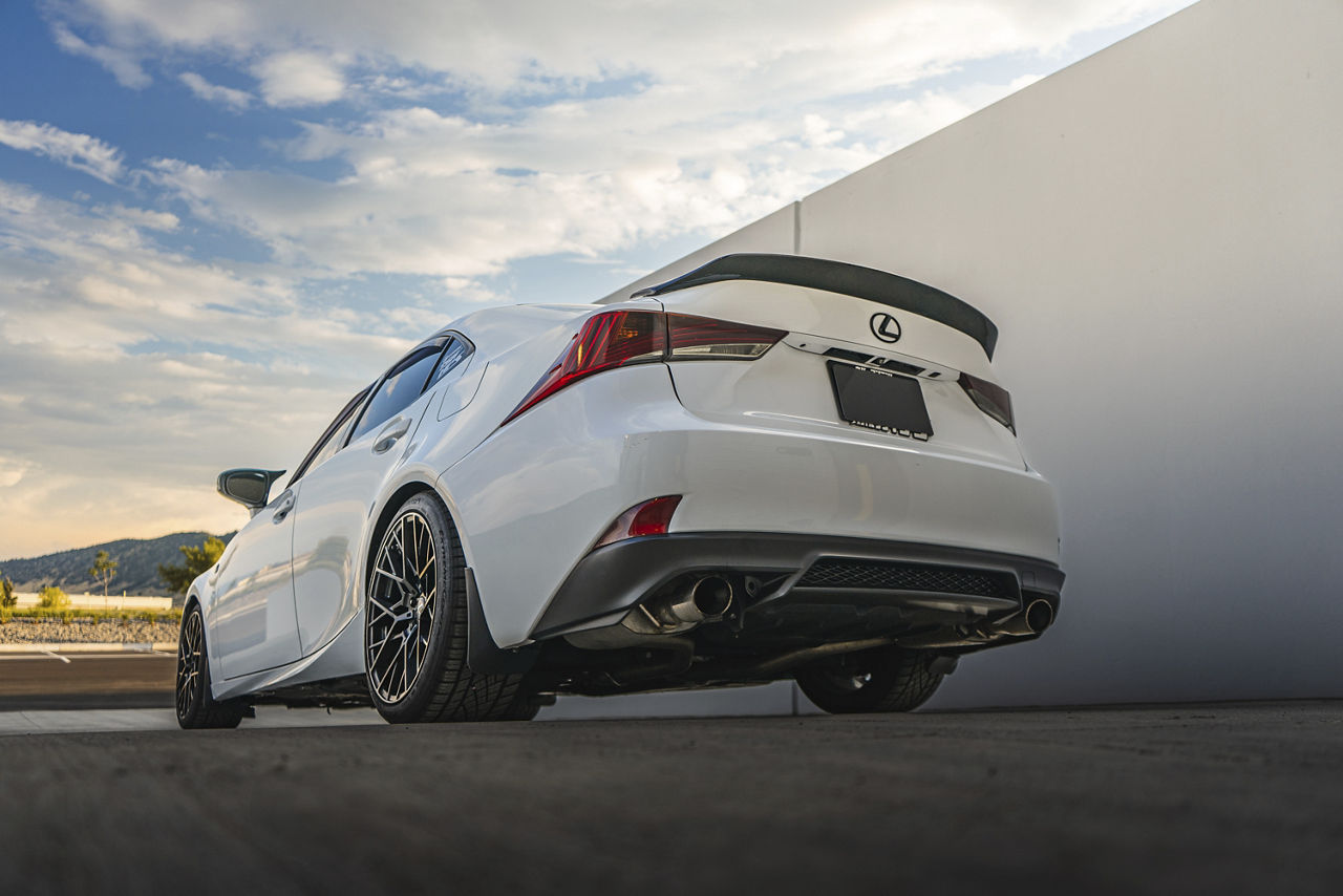 2020 Lexus IS