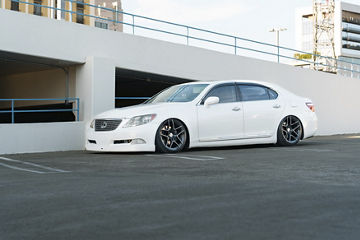 2007 Lexus LS460