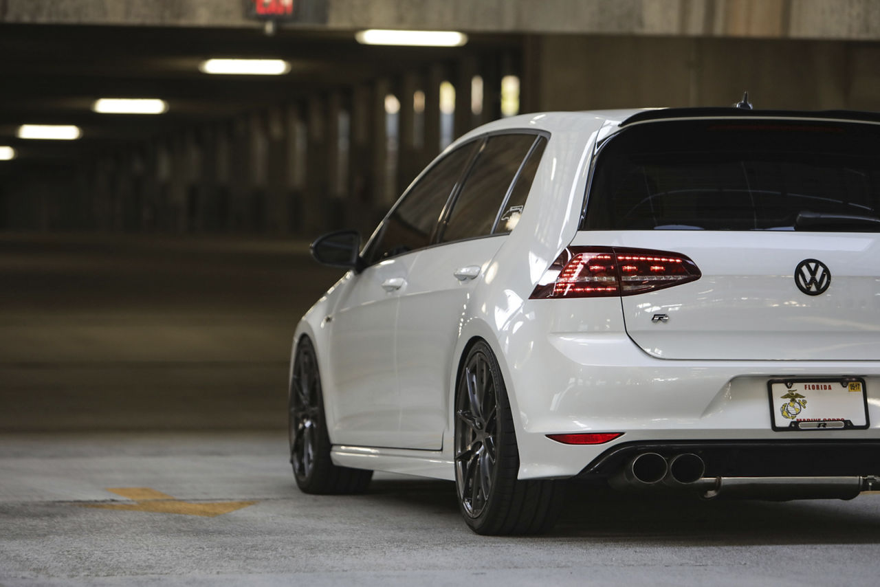 2016 Volkswagen Golf R