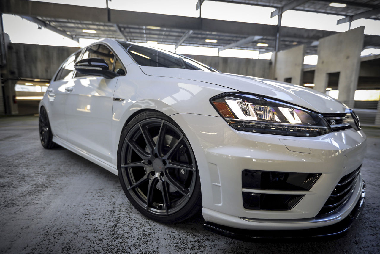 2016 Volkswagen Golf R