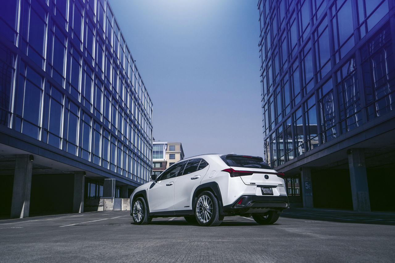 2023 Lexus UX250h