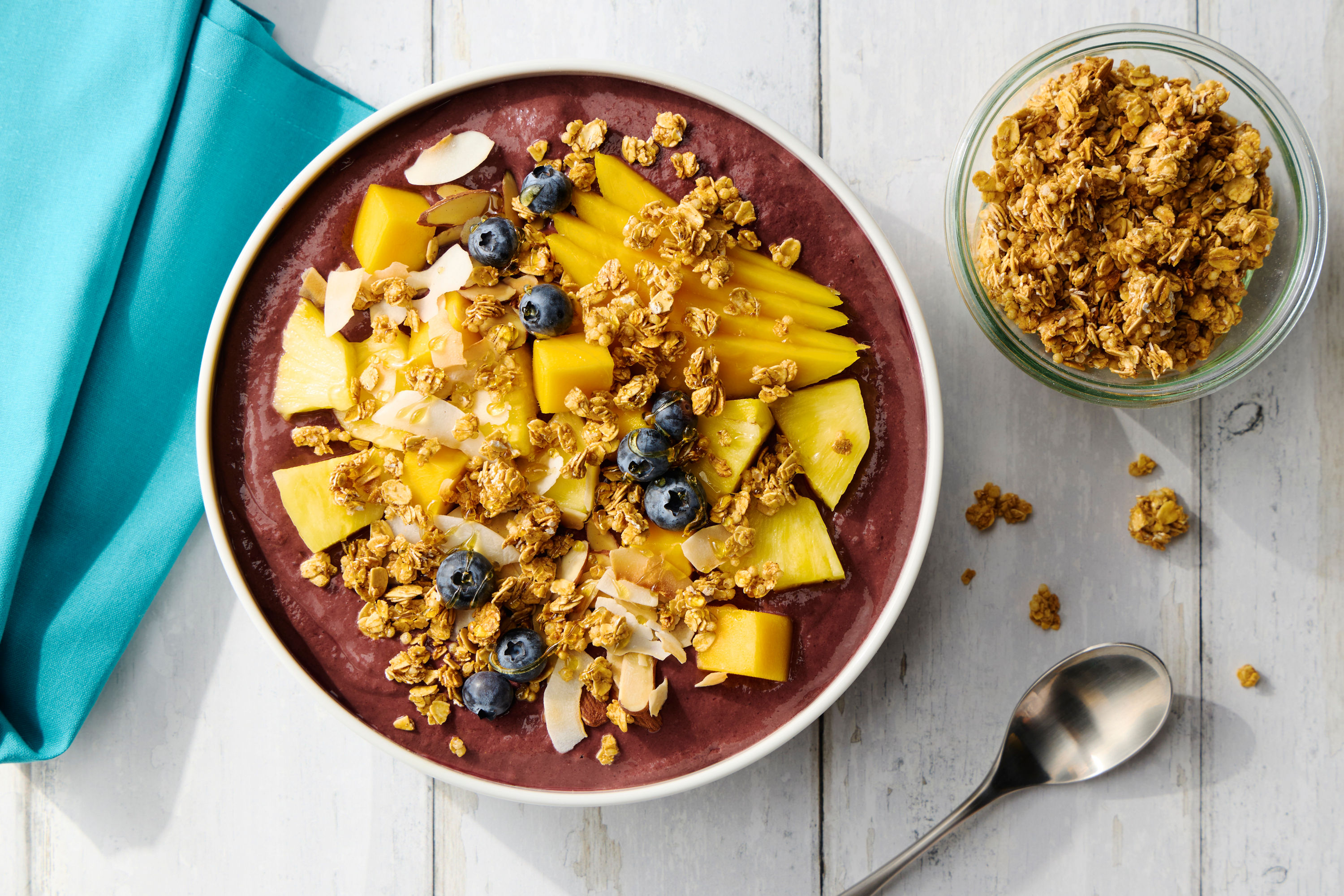Açaí Bowl with Tropical Fruit & Granola Crunch