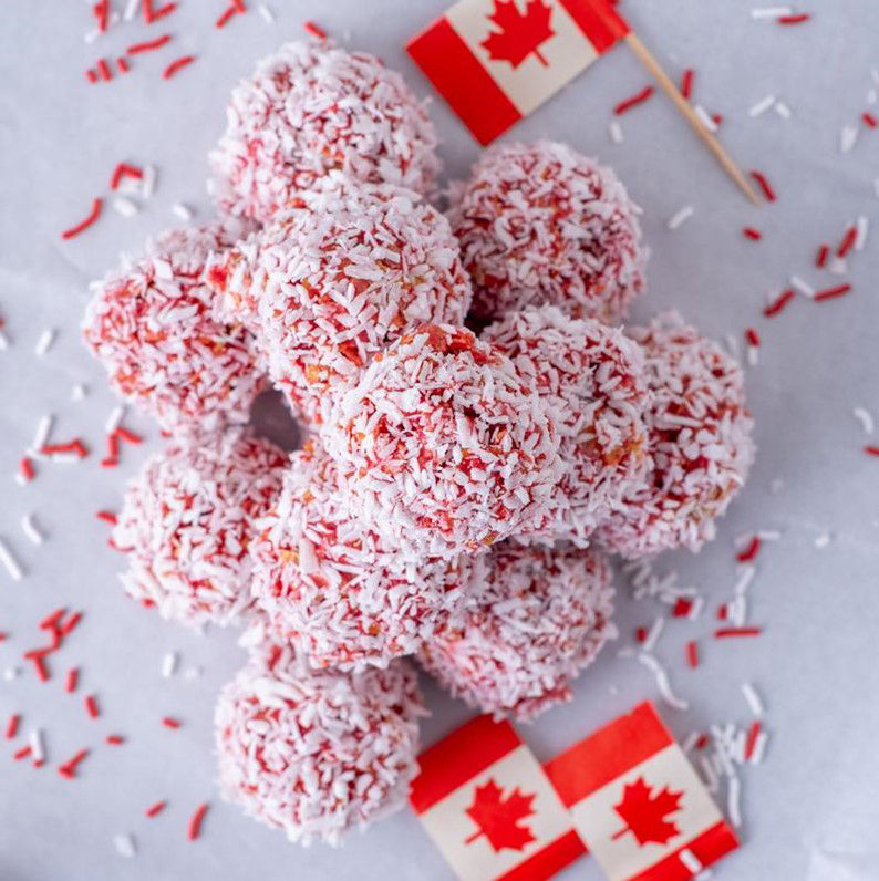Kellogg's Corn Flakes® Canada Day Coconut Clusters