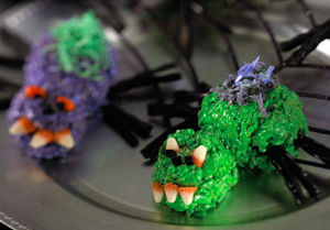 Itsy, Bitsy, Spooky Spider Treats™