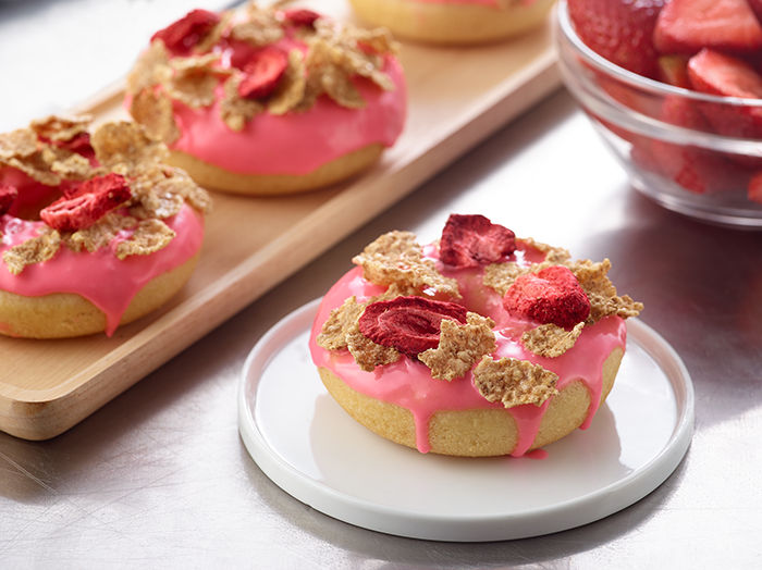Red Berry Baked Donut