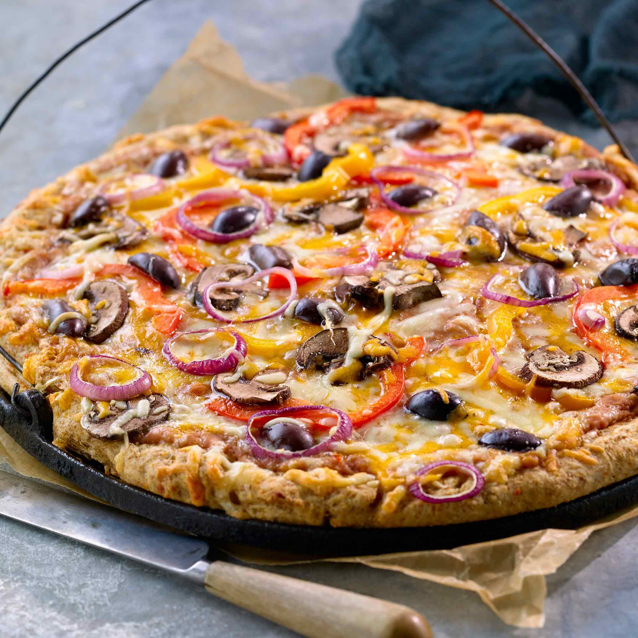 Veggie Pizza with Cheese Crust