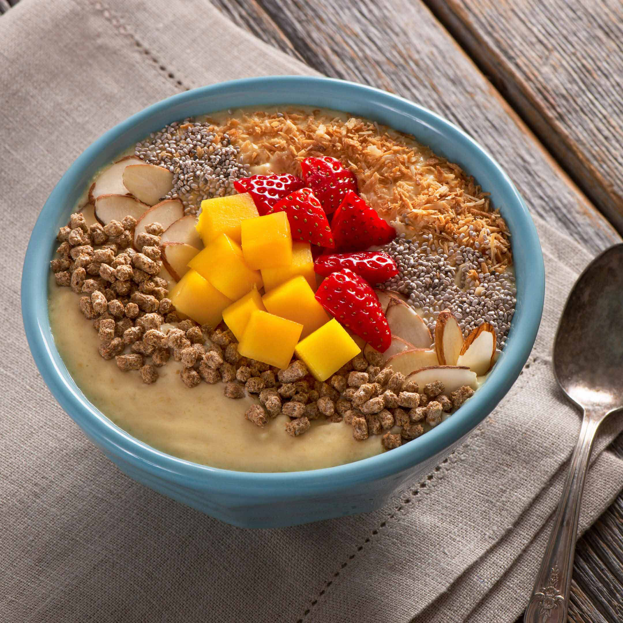 Tropical Smoothie Bowl