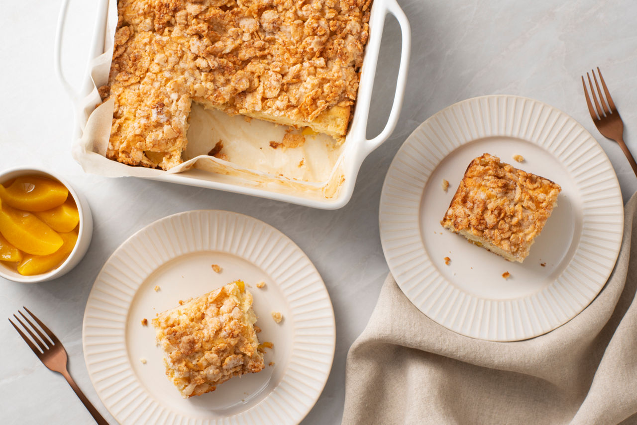 Crunchy Peach Coffeecake