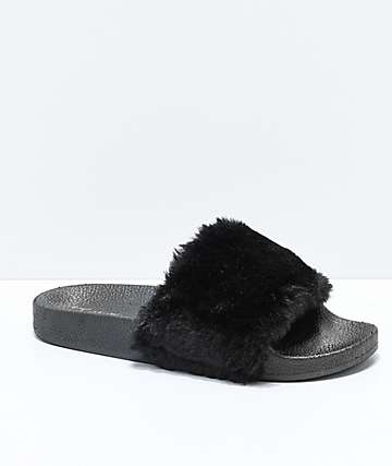 fluffy flip flops nike